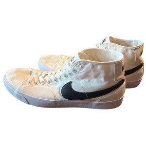 Nike SB Blazer Court Mid Sneakers Mens Size 12 White & Black